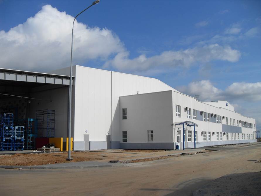 Завод по производству топливных пластмассовых баков размерами 36,00х113,00 м