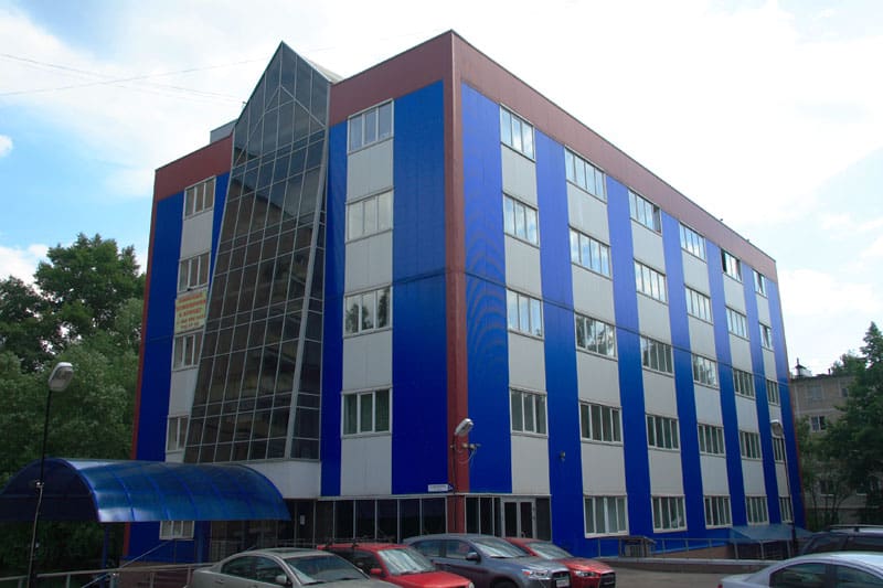 Офисный комплекс размерами 18,00х36,00х18,70 м