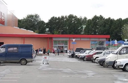 Каркас здания гипермаркета «Auchan»